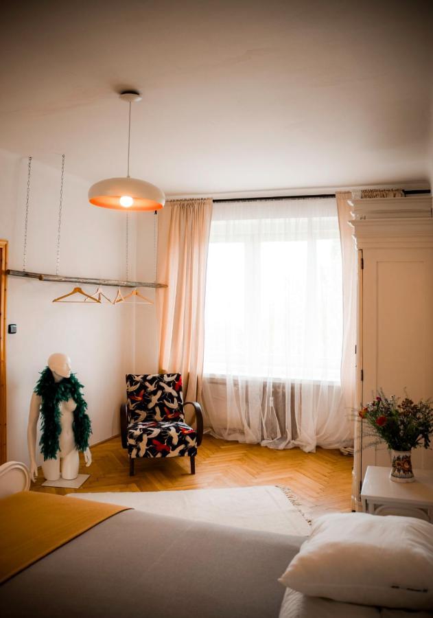 Kiki & Luky Family Apartment By Prague Castle Extérieur photo