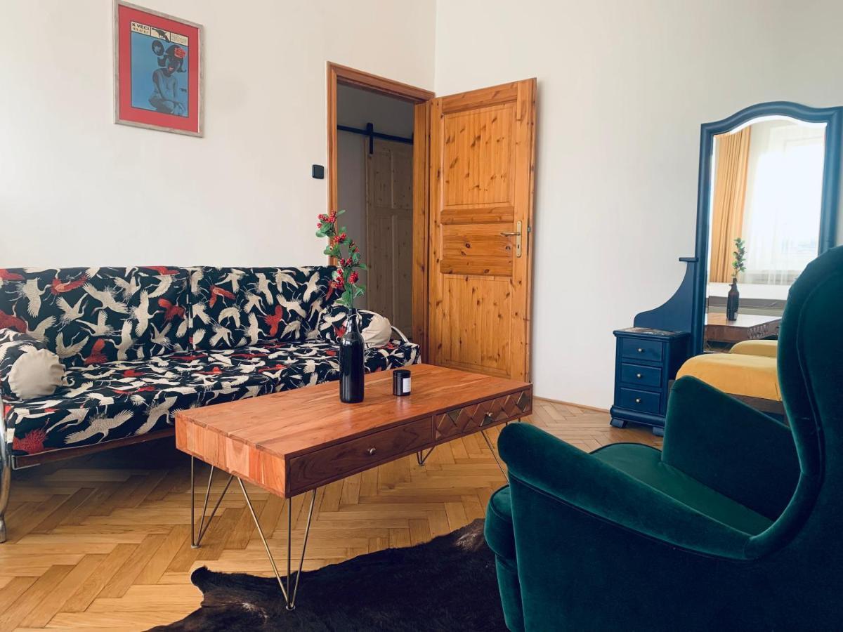 Kiki & Luky Family Apartment By Prague Castle Extérieur photo